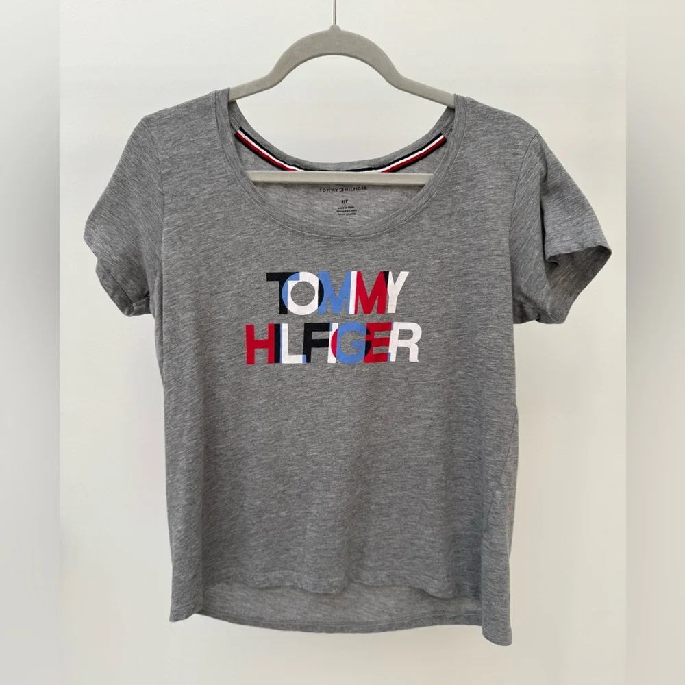 Tommy Hilfiger Pajama Gray T-shirt with Graphic,‎ Size S/P